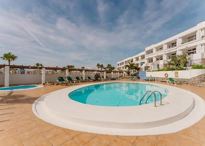 Puerto Del Carmen Vistas 247 * Tías